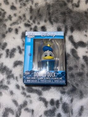 Funko x Disney mini vinyl figure